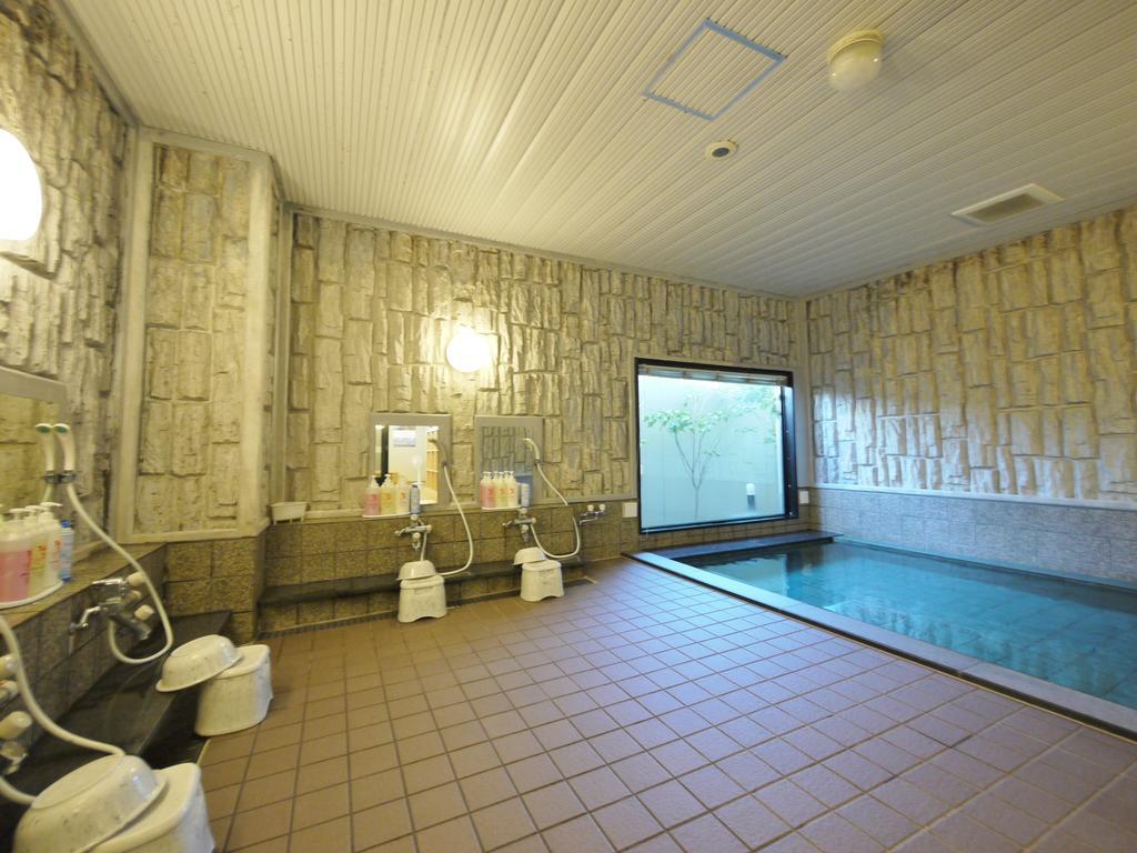 Hotel Route-Inn Yonezawa Ekihigashi מראה חיצוני תמונה