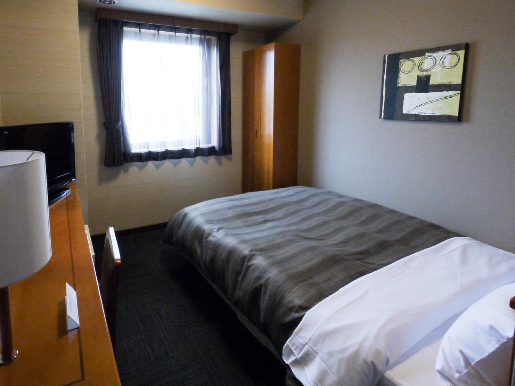 Hotel Route-Inn Yonezawa Ekihigashi מראה חיצוני תמונה