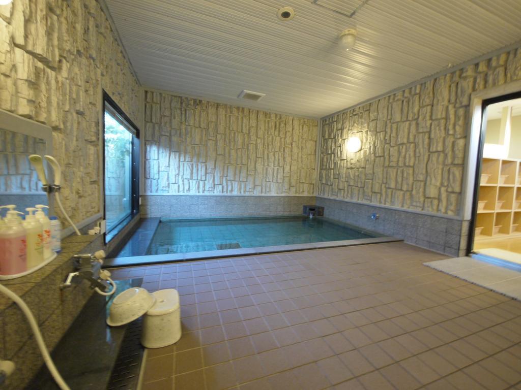 Hotel Route-Inn Yonezawa Ekihigashi מראה חיצוני תמונה