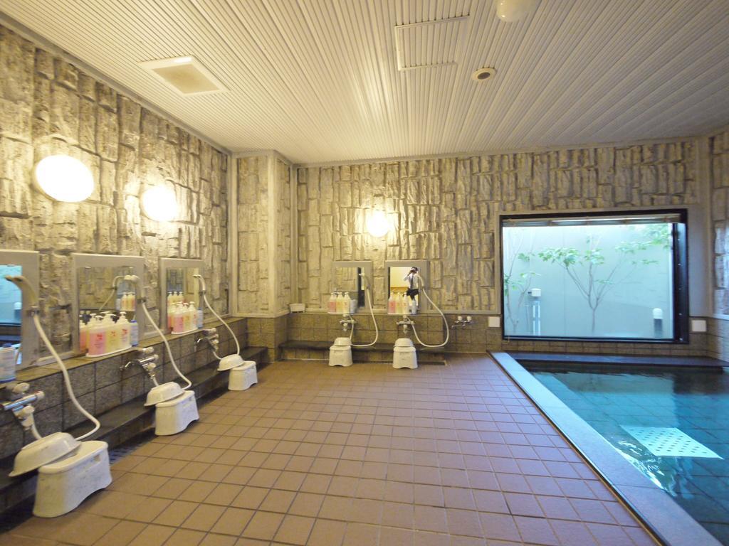 Hotel Route-Inn Yonezawa Ekihigashi מראה חיצוני תמונה